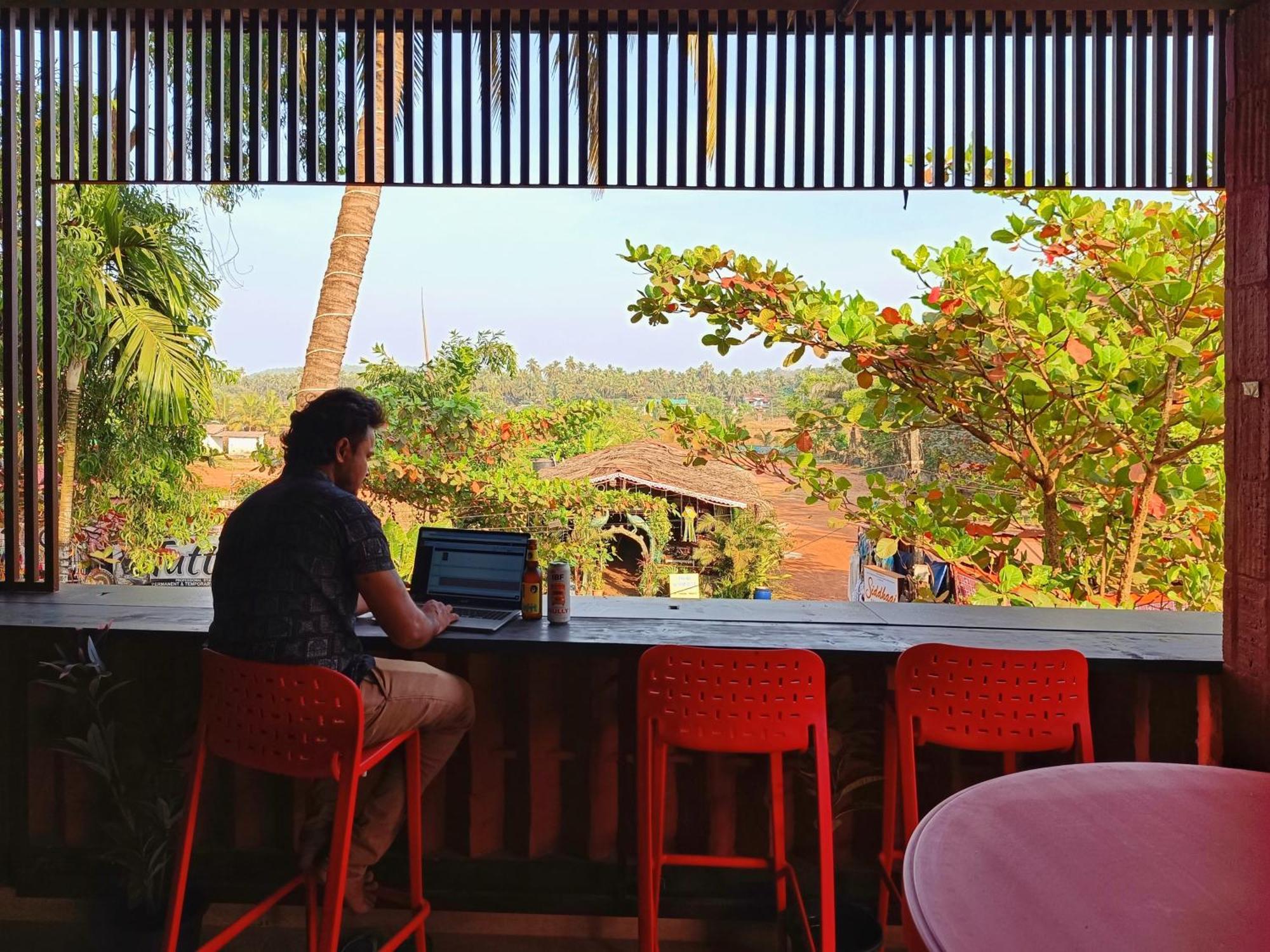 La Goya At Anjuna Beachside Exterior foto